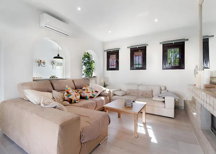 Casa Dos Mares كاديز