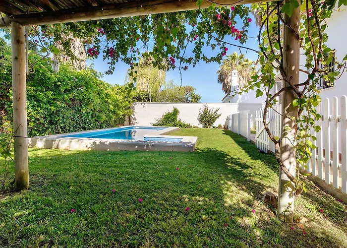 Casa Dos Mares كاديز